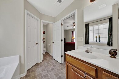 2015 Gunnars Ridge Rd unit 1/1, Lancaster, SC 29720 - photo 3