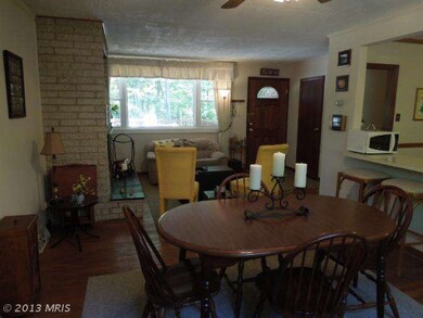 476 Shenandoah River Dr, Harpers Ferry, WV 25425 - photo 4