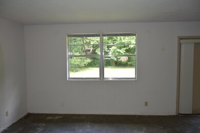 910 Nightingale Rd, Jacksonville, FL 32216 - photo 4