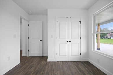 97 Guthrie St, Clark, MO 65243 - photo 6