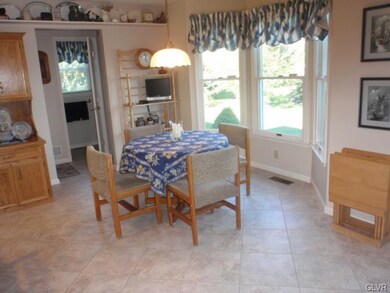 103 Spy Glass Hill Rd, Bath, PA 18014 - photo 5