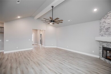 Spacious living room for all your entertaining!