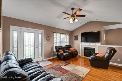 440 Helmwood Cir, Mount Washington, KY 40047 - photo 6