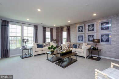 10104 Dorsey Ln unit 204M, Glenn Dale, MD 20769 - photo 2