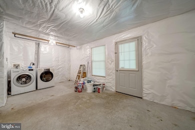 325 Scarboro Dr, Bunker Hill, WV 25413 - photo 6