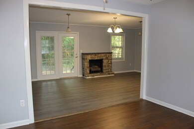 302 Irwin St, Tifton, GA 31794 - photo 3