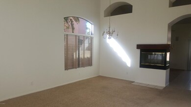 FAMILYROOM2