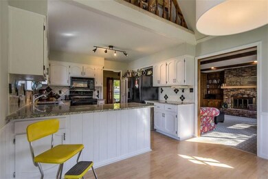 6514 Bradshaw St, Shawnee, KS 66216 - photo 7