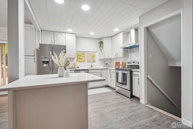 12 Capp St, Carteret, NJ 07008 - photo 7