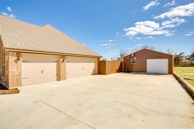 12224 Lighthouse Hill, Azle, TX 76020 - photo 3