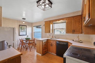 1104 E 43rd Ave, Spokane, WA 99203 - photo 7