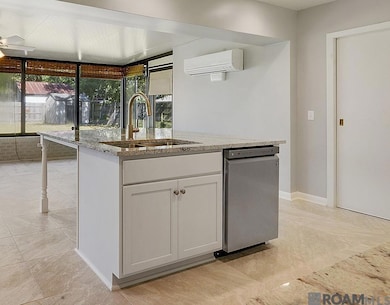 8345 Thurman Dr, Baton Rouge, LA 70806 - photo 4