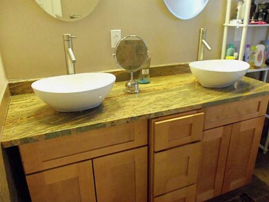 Master Bath/Spa.