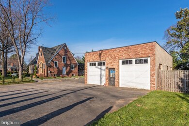 3501 Courtland Dr, Falls Church, VA 22041 - photo 2