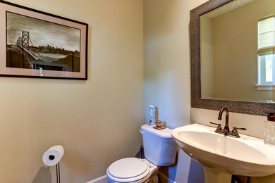 19727 Hollygrape St, Bend, OR 97702 - photo 7