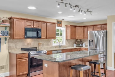 1 Oakleaf Dr, Taylors, SC 29687 - photo 3