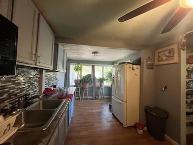 4300 NE 27th St, Des Moines, IA 50317 - photo 7