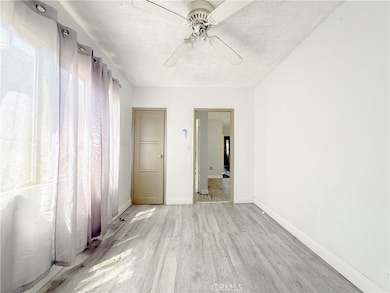 1424 W 152nd St, Compton, CA 90220 - photo 7