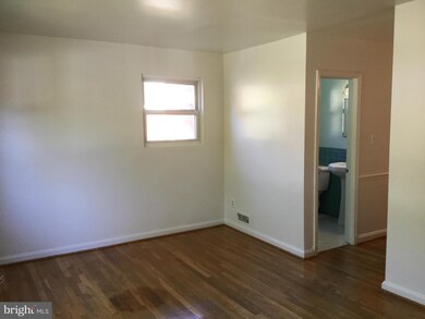 7327 17th Ave, Hyattsville, MD 20783 - photo 4