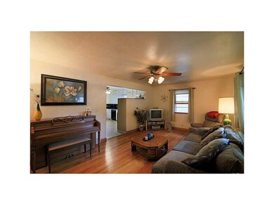 . Spacious living room with Oak floors