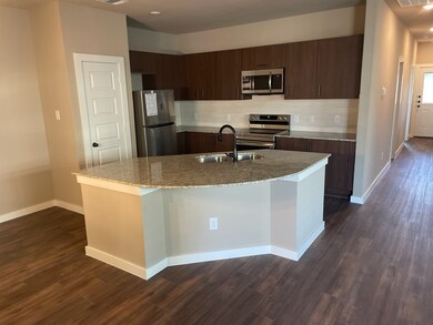 9889 Grosbeak Ln, the Woodlands, TX 77354 - photo 3