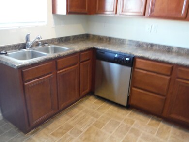 8930 Silverkist Dr, Reno, NV 89506 - photo 3