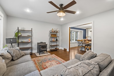 6226 N Niagara Ave, Chicago, IL 60631 - photo 2