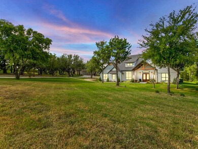 109 Helton, Granbury, TX 76049 - photo 2
