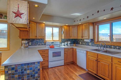 902 S Cascade La Veta CO 81055-small-003