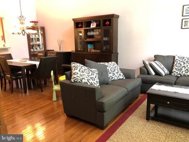 225 Teapot Ct, Reisterstown, MD 21136 - photo 3