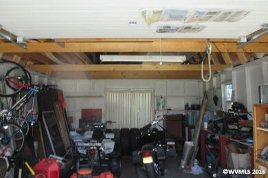 Open Area Shop with Power