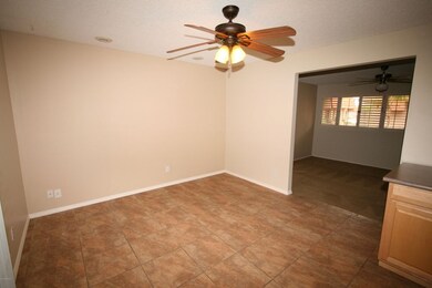 KITCHEN EATING AREA