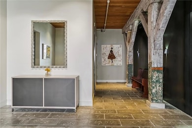 450 Julia St unit 3B, New Orleans, LA 70130 - photo 6