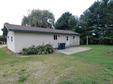 1236 Hwy 12 - back