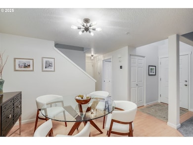 10797 SW Canterbury Ln unit 101, Portland, OR 97224 - photo 7