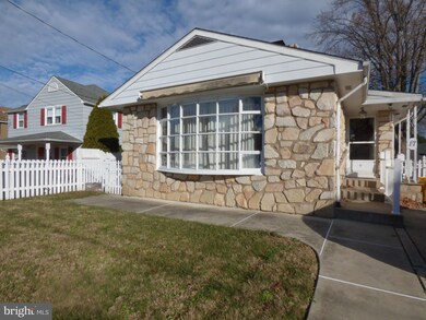 17 Maplewood Ave, Penns Grove, NJ 08069 - photo 3