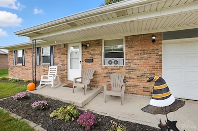 1175 Southridge Ave, Wilmington, OH 45177 - photo 2