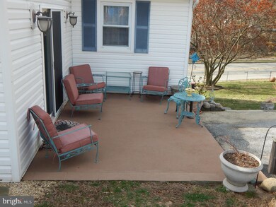 407 W Furnace Branch Rd, Glen Burnie, MD 21061 - photo 4