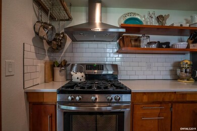 4883 Fir Dell Dr SE, Salem, OR 97302 - photo 5