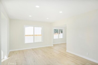 1129 E 121st Place, Los Angeles, CA 90059 - photo 5