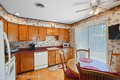 9B Berwick St, Whiting, NJ 08759 - photo 7