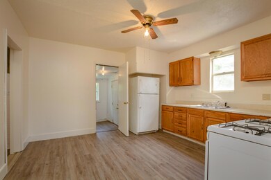 Holt_807WBrower-9
