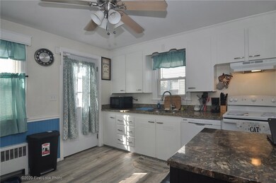 273 Benefit St, Pawtucket, RI 02861 - photo 5