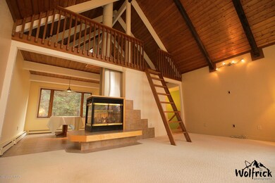 Living Room (5)