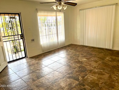 2045 N 21st Place, Phoenix, AZ 85006 - photo 3