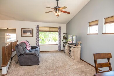 128 Timberwolf Ct, Mankato, MN 56001 - photo 5