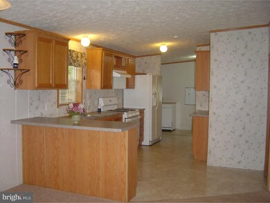 206 Montgomery Ave, Reading, PA 19606 - photo 7