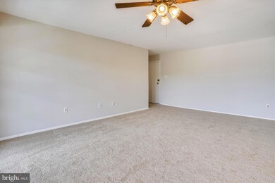 12711 Gordon Blvd unit 83, Woodbridge, VA 22192 - photo 7