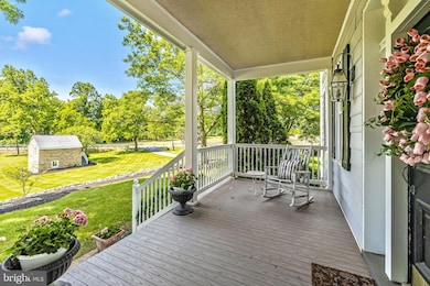 8423 Yellow Springs Rd, Frederick, MD 21702 - photo 3