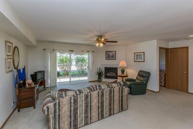 4525 1st Ave SW unit 1, Cedar Rapids, IA 52405 - photo 3